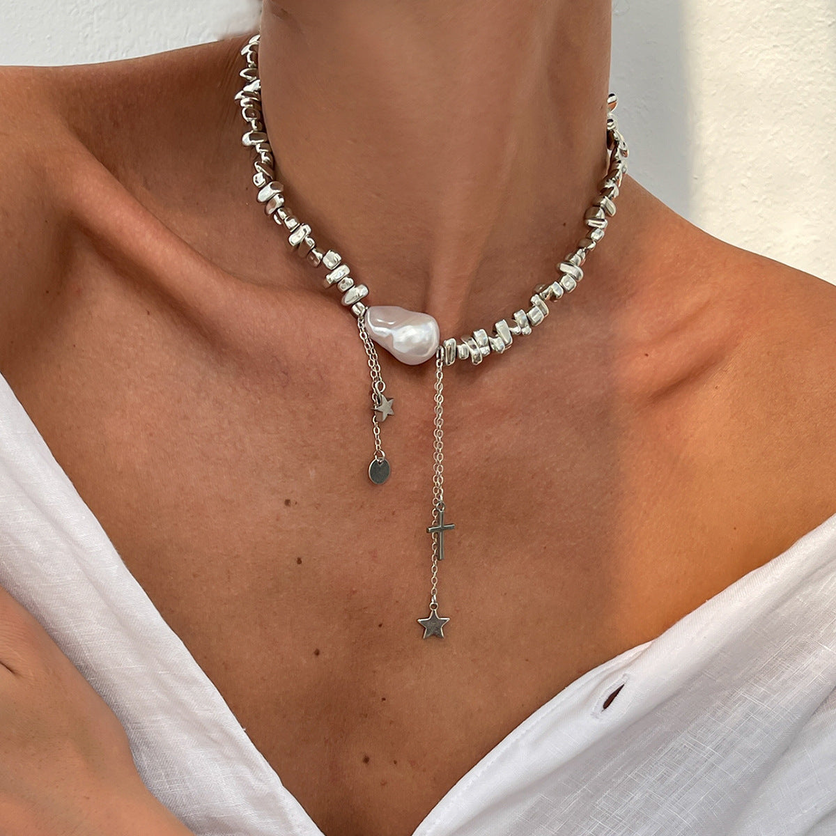 Personalized Trendy Shaped Pearl Necklace For Women