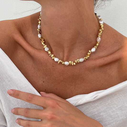 Personalized Trendy Shaped Pearl Necklace For Women