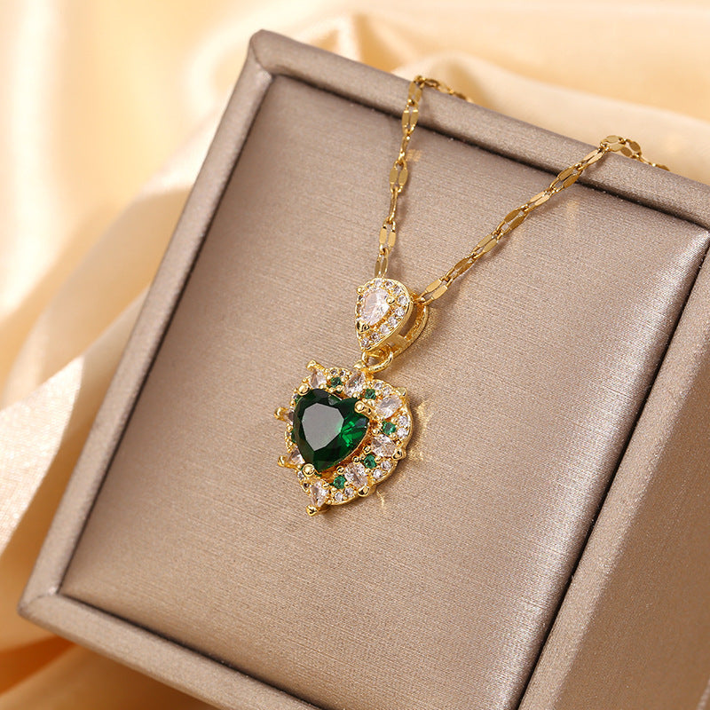 Copper Micro Inlaid Zircon Emerald Loving Heart Zircon Diamond-studded Necklace